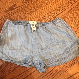 blue Aritizia TNA shorts